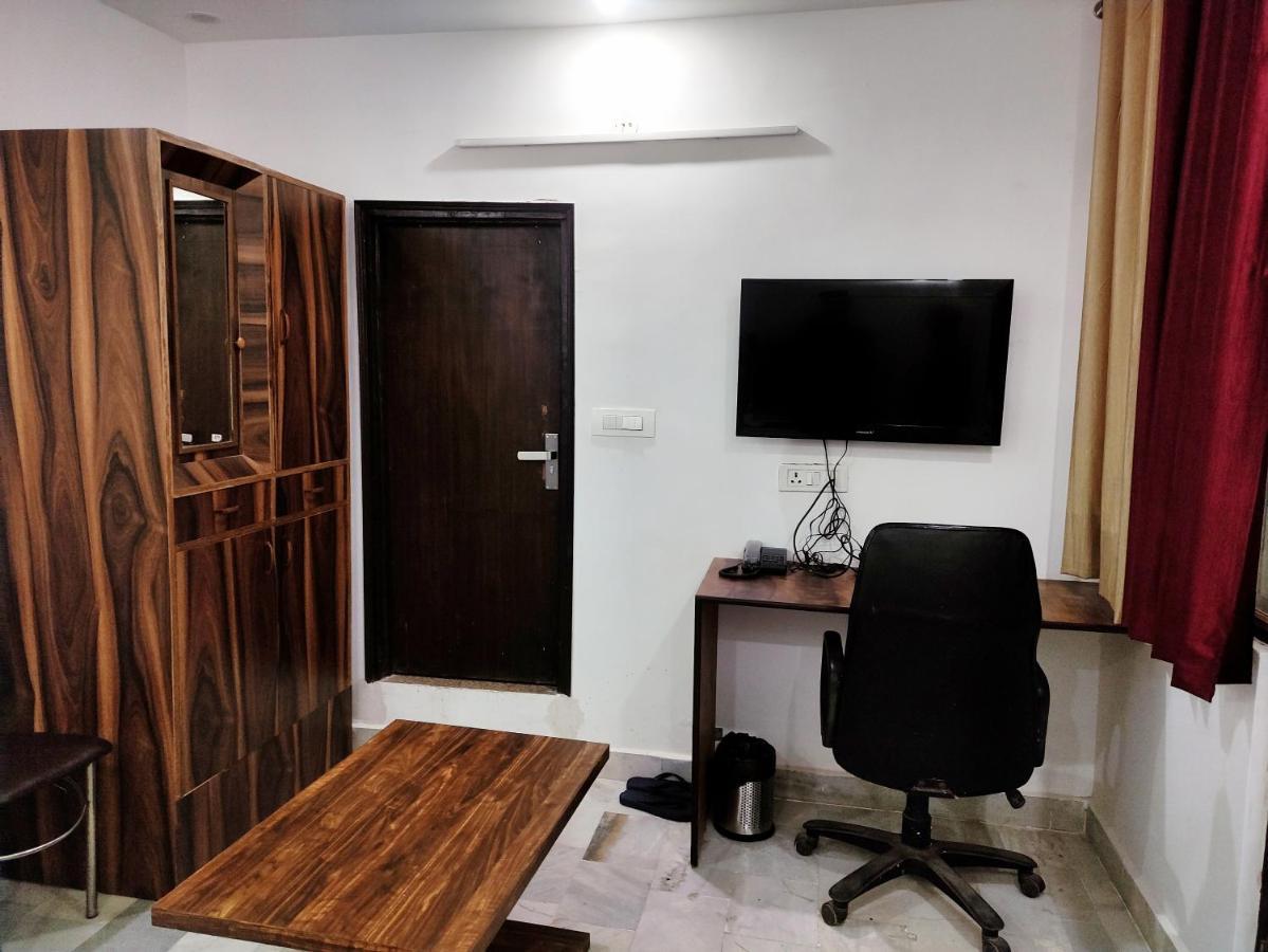 Shanti Residency New Delhi Buitenkant foto