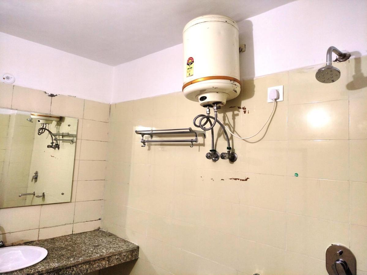 Shanti Residency New Delhi Buitenkant foto
